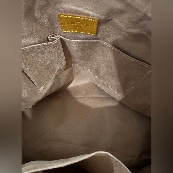 Purse - Picture 4 of 5